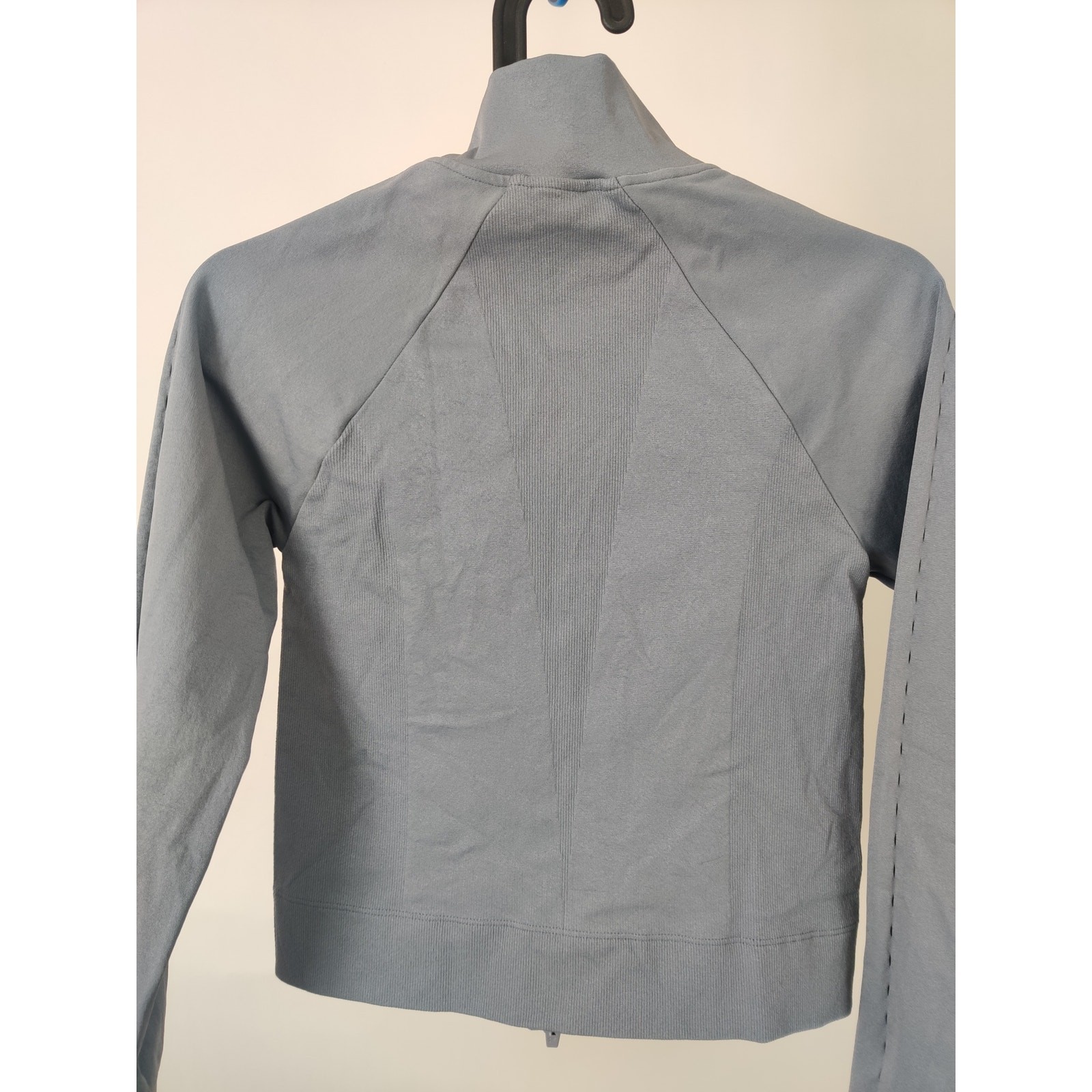 Fabletics Women’s Full Zip Athletic Jacket Gray B… - image 5