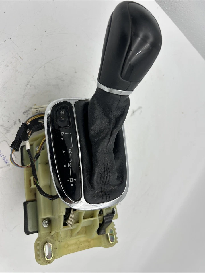 Mercedes Benz 01 02 W203 C230 C240 C320 C32 Shifter A 2032672724 OEM - Image 3 of 4