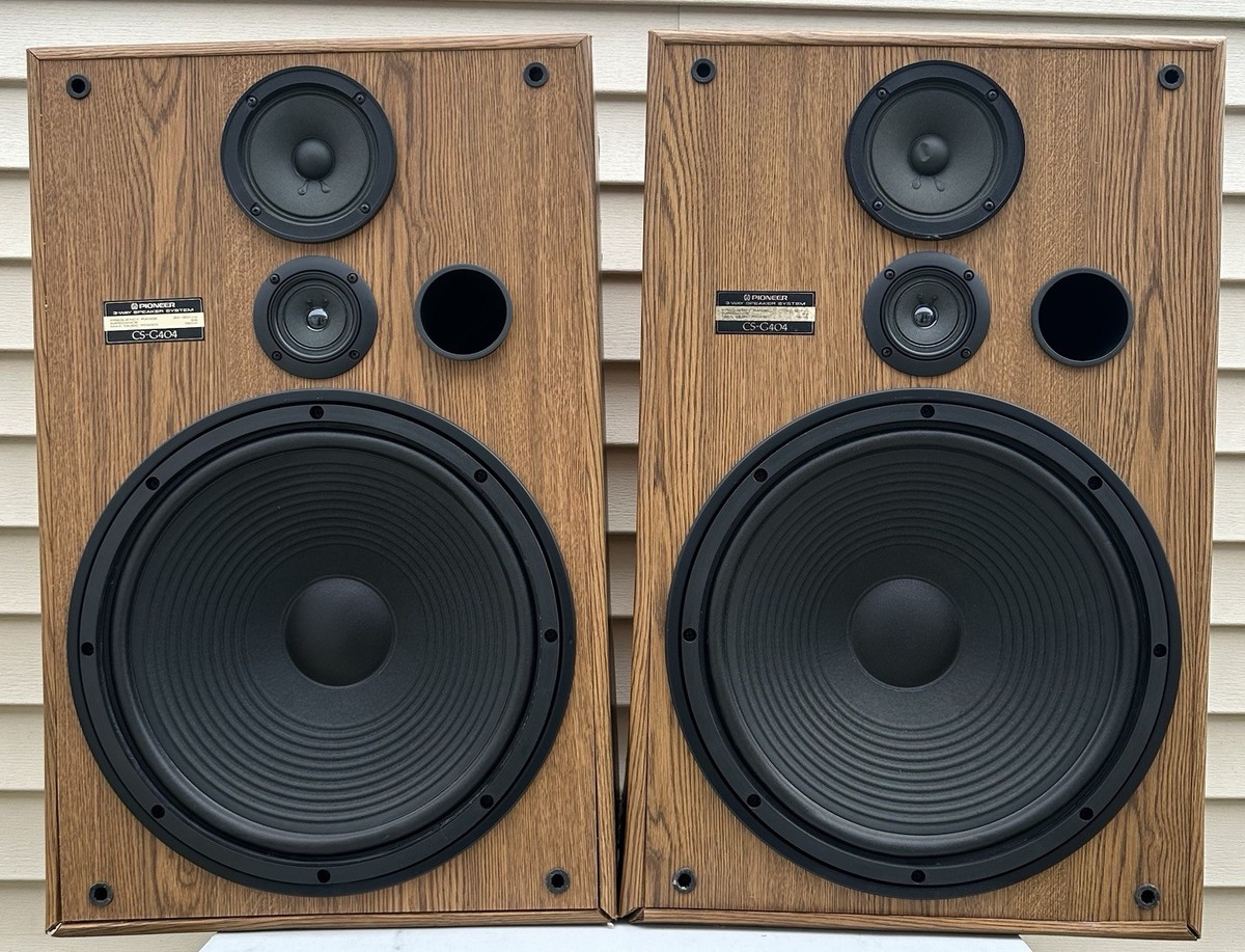 Vintage Pioneer CS-G404 Speakers. Large Floor 3-Way Speakers 15
