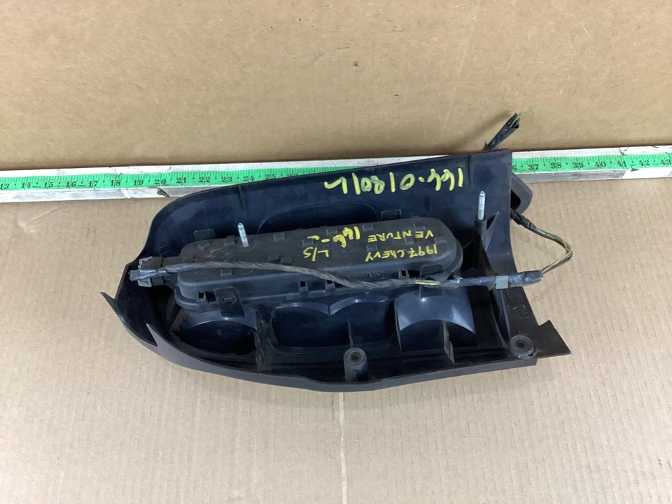 Conjunto de luz trasera izquierda Chevrolet Venture 1997-2005 10406611 Foto 4 de 4