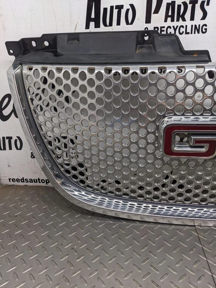 Rejilla superior SLE 07-14 YUKON 1160075 Foto 2 de 4