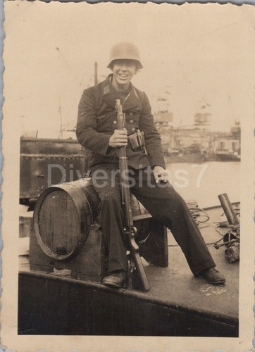 Foto, Matrose August Viereck Seebär auf Schiff Adolf Dünkirchen 1940 D/54