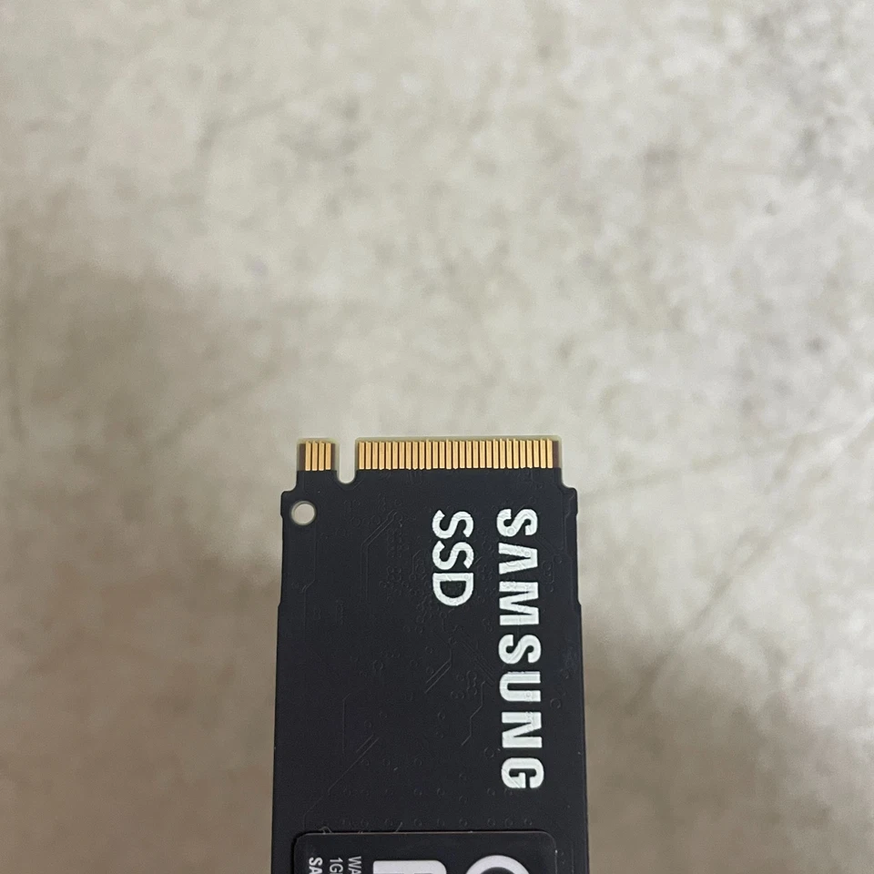 Samsung 990 EVO PLUS SSD M.2 2280 NVMe SSD 7250MB/s Black MZ-V9S2T0 PCIe Gen 4x4 - Image 3 of 4