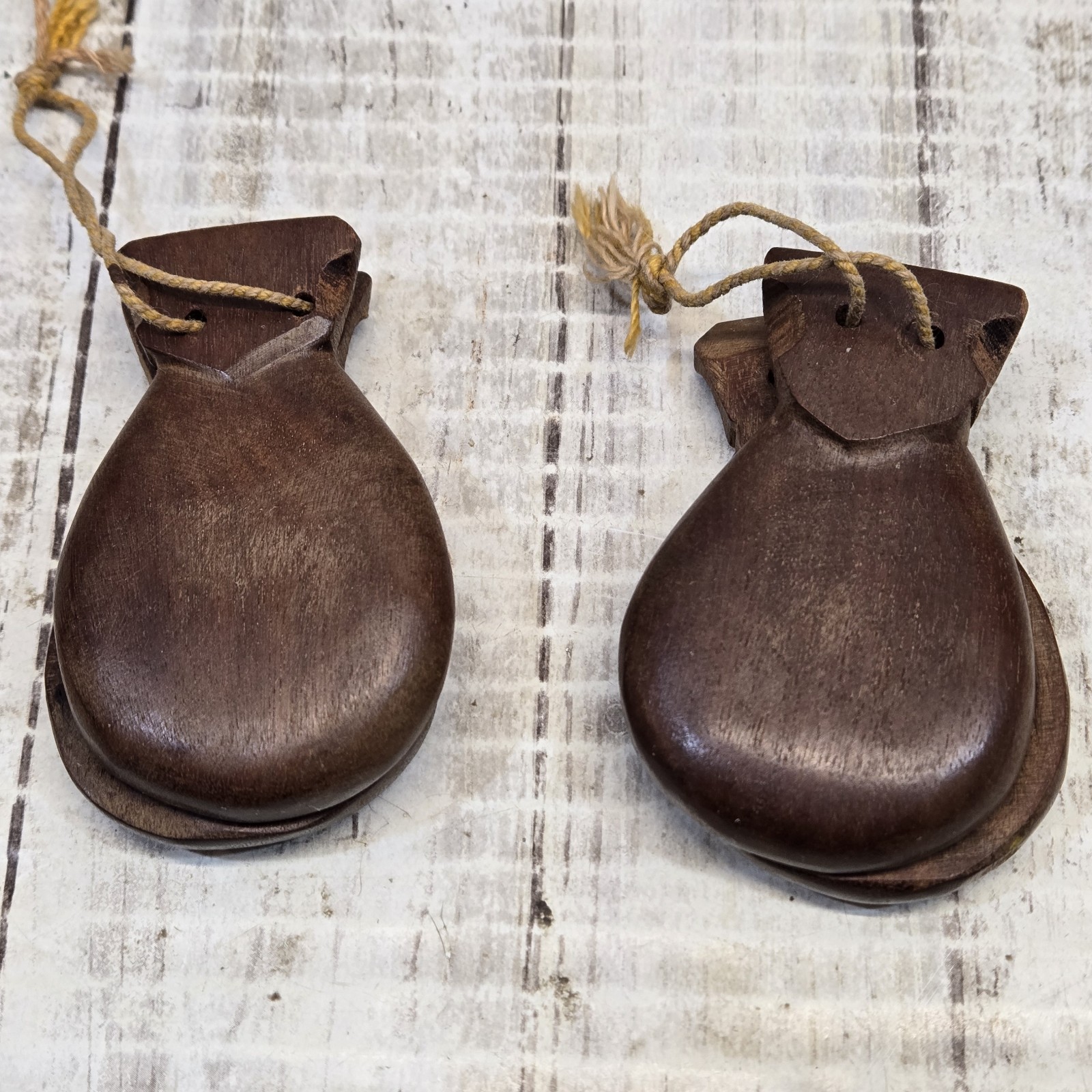 Set Of 2 Castanets Wooden Percussion Rustic Spanish Castanuelas VTG Rare HTF 