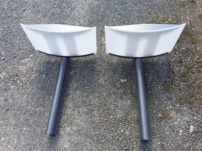 2 Moderne Wandleuchten von Regent Typ: 80 80 DS. P 36, Grau