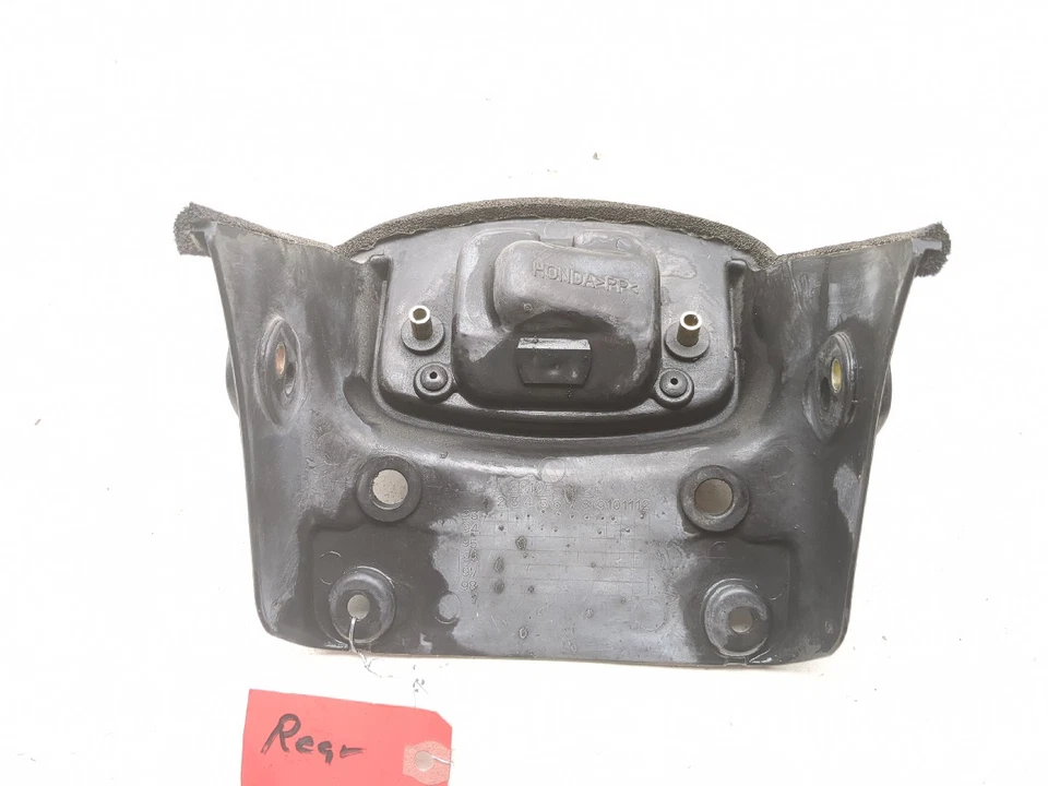 Guardabarros trasero 94-04 Honda VF750C Magna 750 80105-MZ5-000 Foto 4 de 4