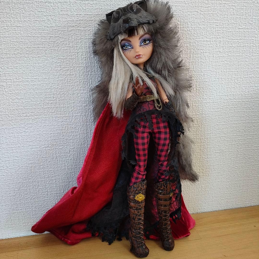 Mattel Ever After High Cerise Wolf Doll Comic-Con 2014 SDCC No Box