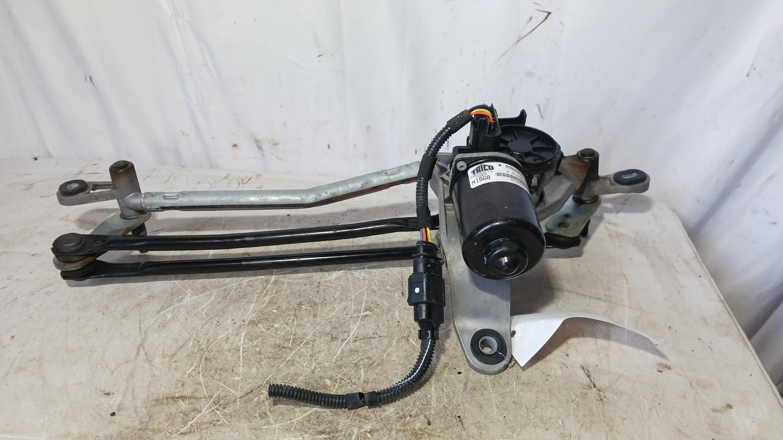 Maserati Levante 2018 Front Windshield wiper motor P/N 670007561
