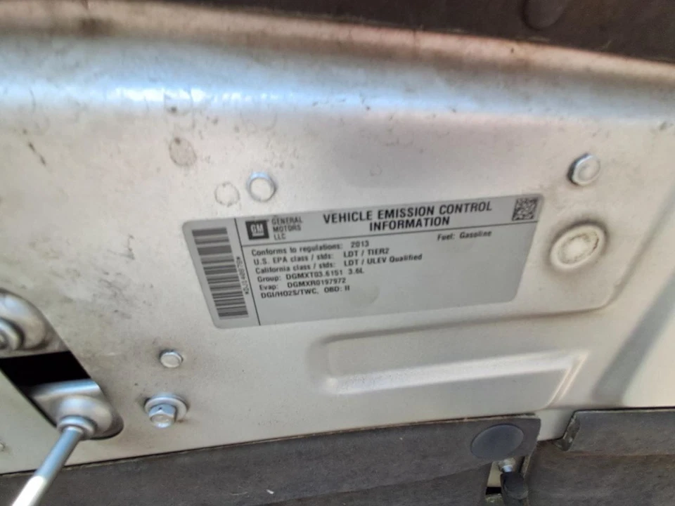 (LOCAL PICKUP ONLY) Hood Fits 13-17 TRAVERSE 2561167 - Изображение 3 из 4