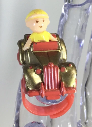1989 Polly Pocket WEE WILLIE’S SPORTS CAR RING