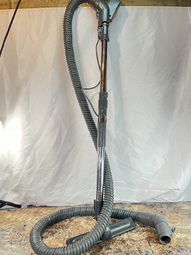 Kenmore Progressive 360 True Hepa Filter Model 116 Canister Vacuum Blue w/ tools - Picture 10 of 13