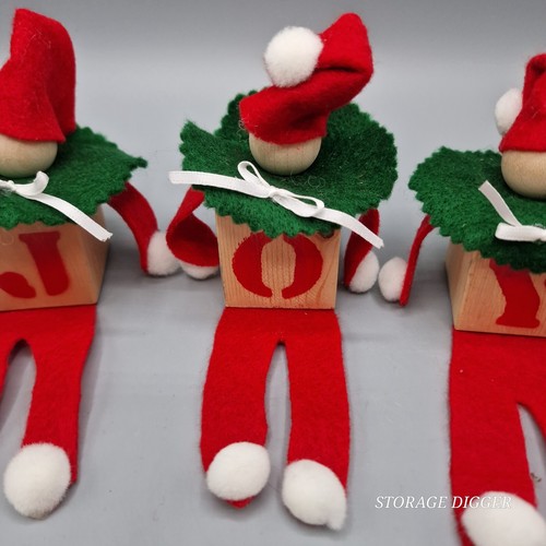 Vintage Festive Felt Elves On Wooden Toy Block Spells Christmas "J-O-Y" 3 Pieces - Picture 3 of 8
