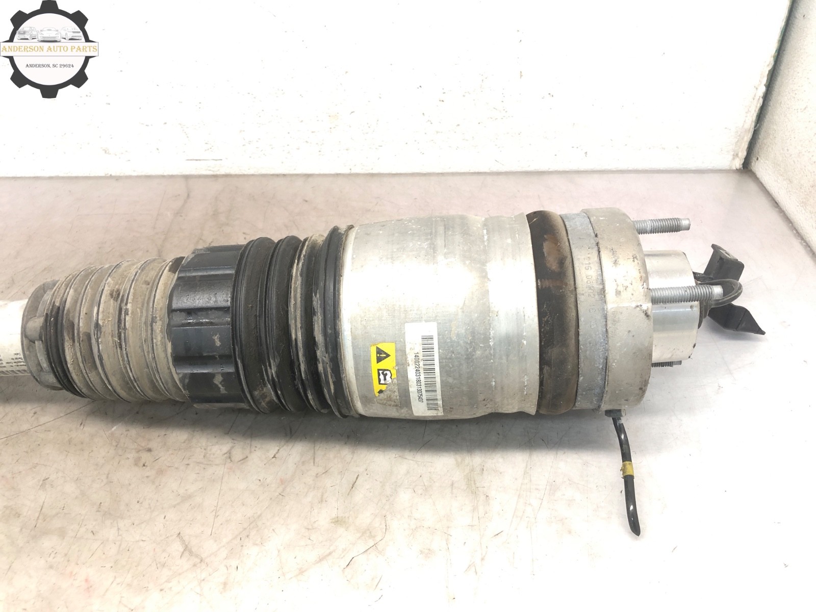 2017-2022 MASERATI LEVANTE AWD RIGHT PASS FRONT AIR SHOCK STRUT ABSORBER OEM