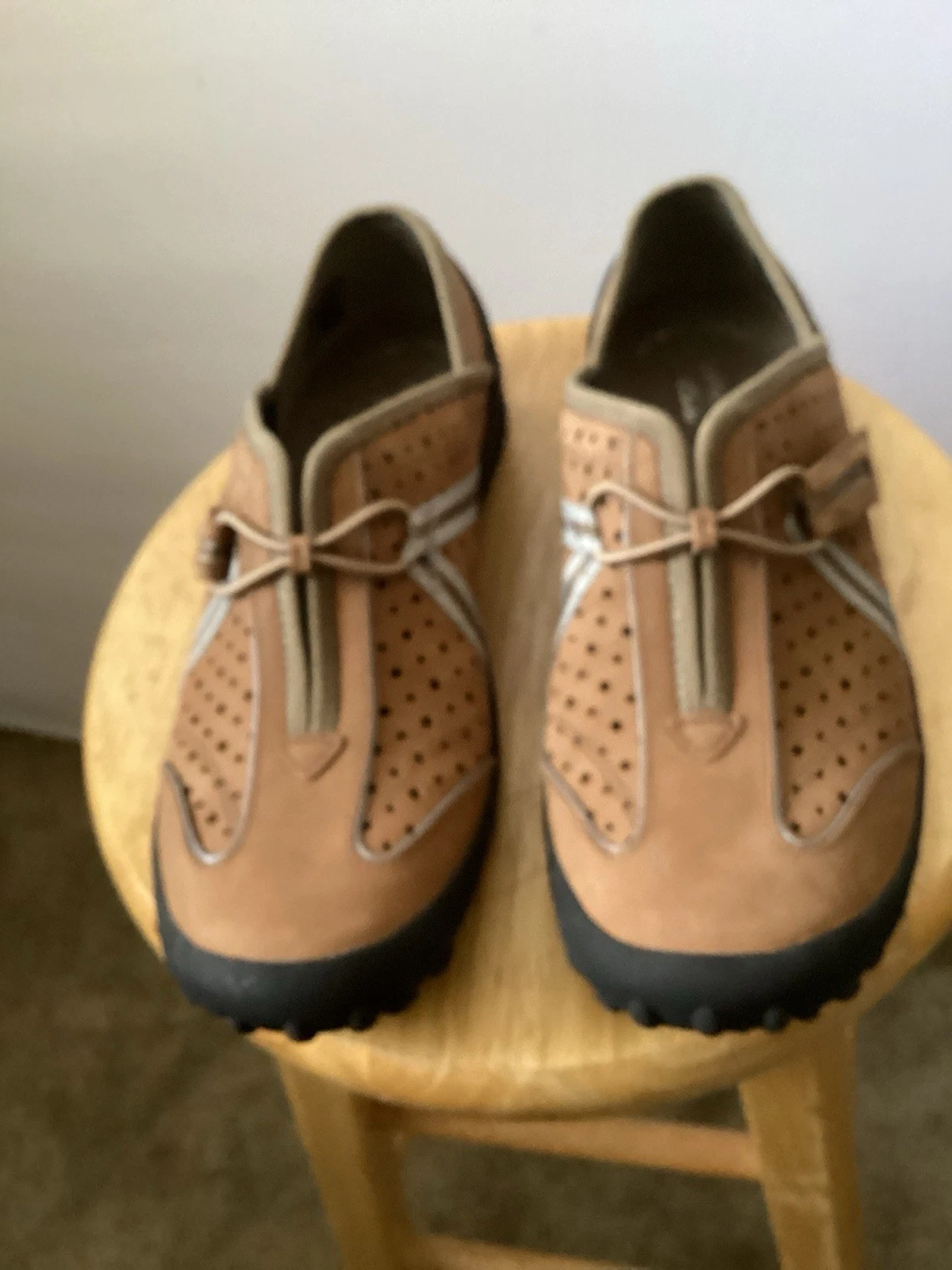 Scarpe Clarks Ultimate Comfort slip on in pelle. 8 5