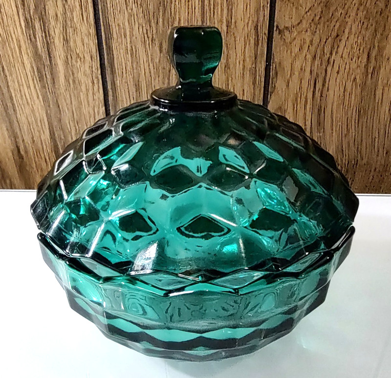 Beautiful Dark Green Indiana Glass Whitehall Cubist Covered Candy Dish