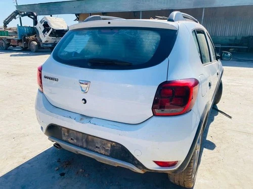 682607123R Moldura para DACIA SANDERO II Laureate 2012 968862 - Imagen 9 de 10