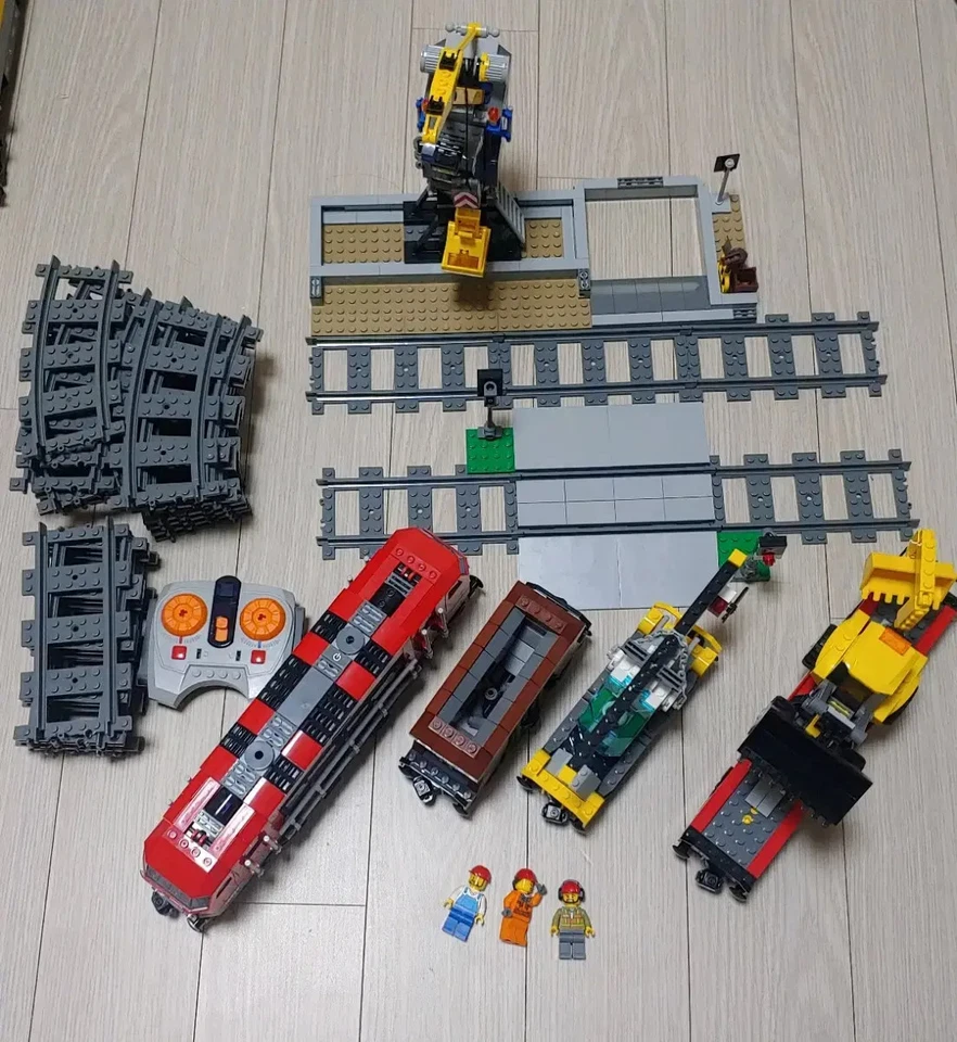 LEGO 60098 tren de carga rojo usado a la venta Foto 2 de 4