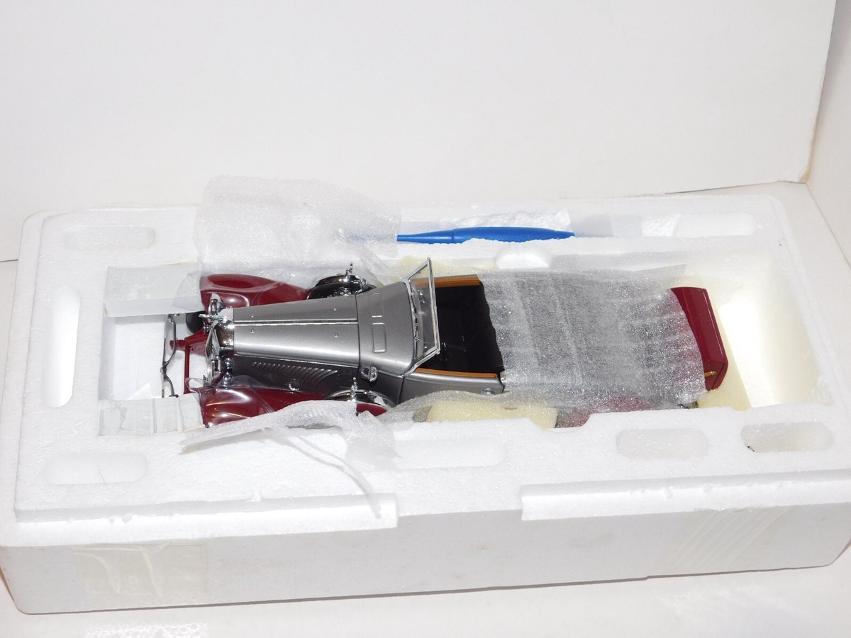 1935 Duesenberg J Franklin Mint Precision Models 1/24 – Etoile Auto49