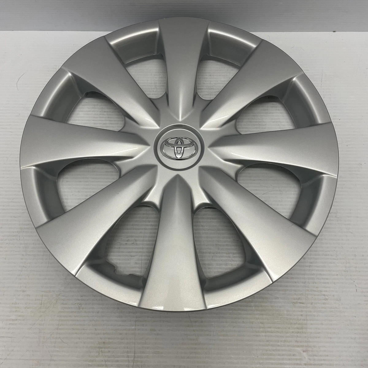Toyota auris wheel trims deals