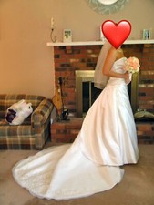 Elegant Wedding Gown