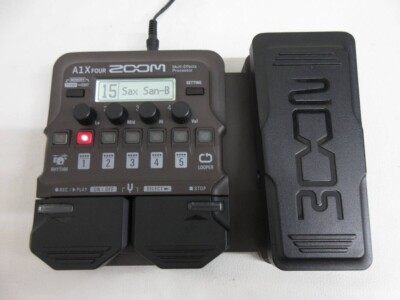 ZOOM A1X FOUR Multieffektpedale Prozessor für akustische Instrumente