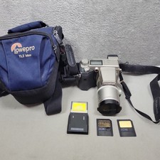 Olympus Camedia C-2100 Ultra Zoom 2.1MP 10x Camera w/ 2 SmartMedia Cards Bag