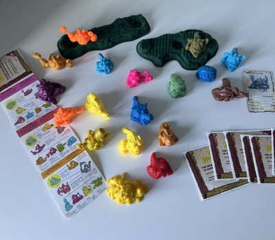 Mini Boglins x18, plus x9 Hefte, x2 seltene Höhlen, Machtkarte, Mix aus Stämmen 