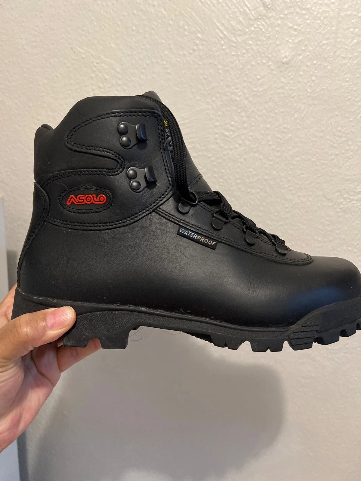 Asolo hiking Camping Work boots men size 8
Opens in a new window or tab