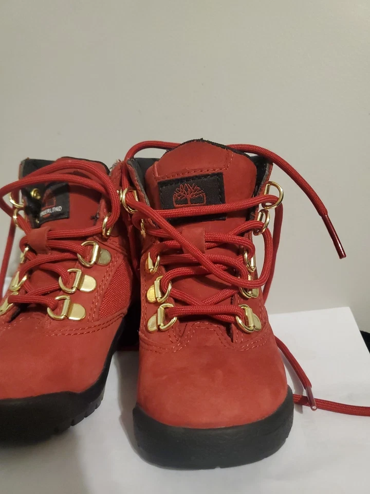 Botas Timberland rojas talla US 8 para niños pequeños en perfecto estado sin caja Foto 3 de 4