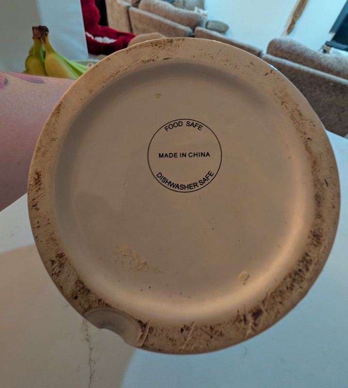 Homemade Cookies 0.5 Gal Ceramic Cookie Jar Beige Cylinder Text Dishwasher Safe