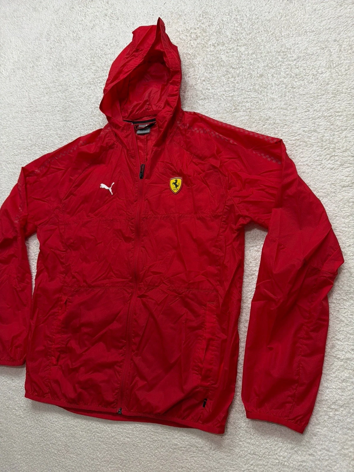 Puma Scuderia Ferrari F1 Rain Wind Jacket Size Medium Red - product detail image 2