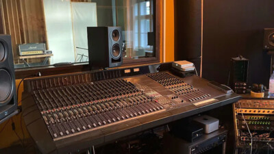 Analog Mixer Otari Status 18R - 32 Ch