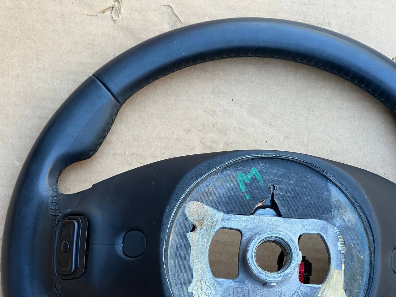 Maserati Ghibli OEM Steering Wheel – Part Number 1033614XXXD