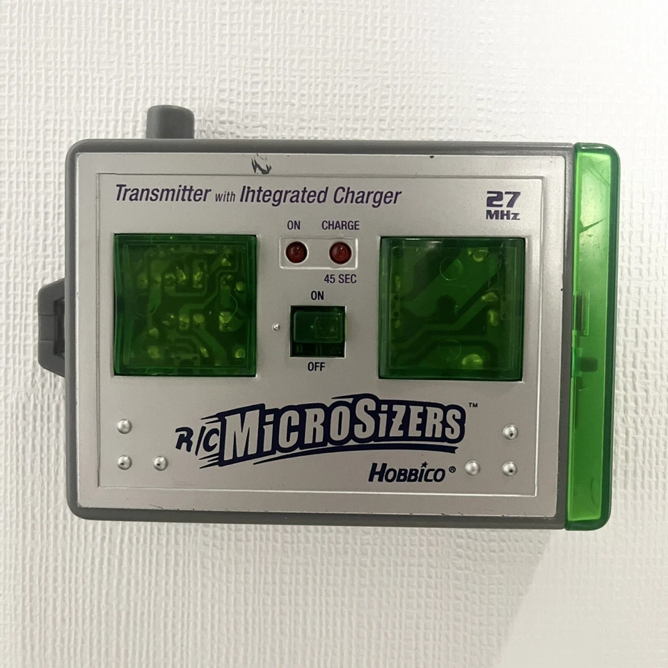 R/C Microsizers Transmitter w/ Integrated Charger 27 MHz by Hobbico IYF2CH400-27 - Image 2 of 4