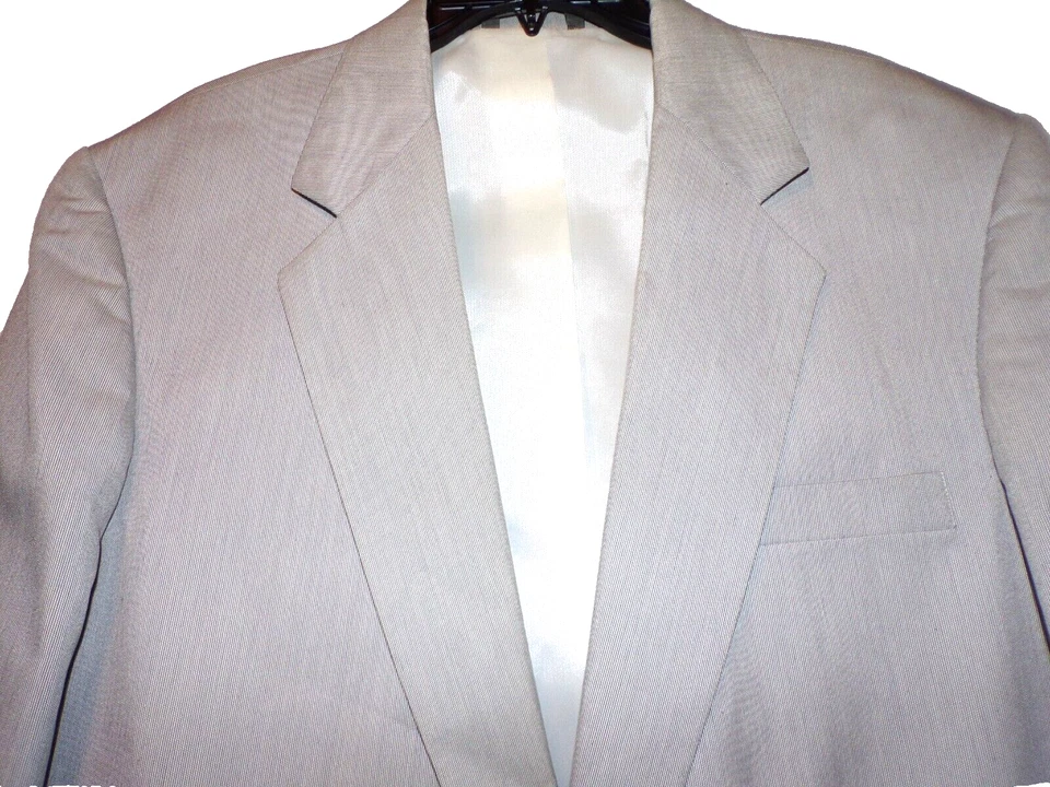 Haggar Men's lined blazer Suit Coat white silver pinstripe s46 Br - Image 2 of 4