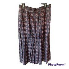 Sag Harbor Women's Pleated Midi Skirt 12 Medallion Red Gray