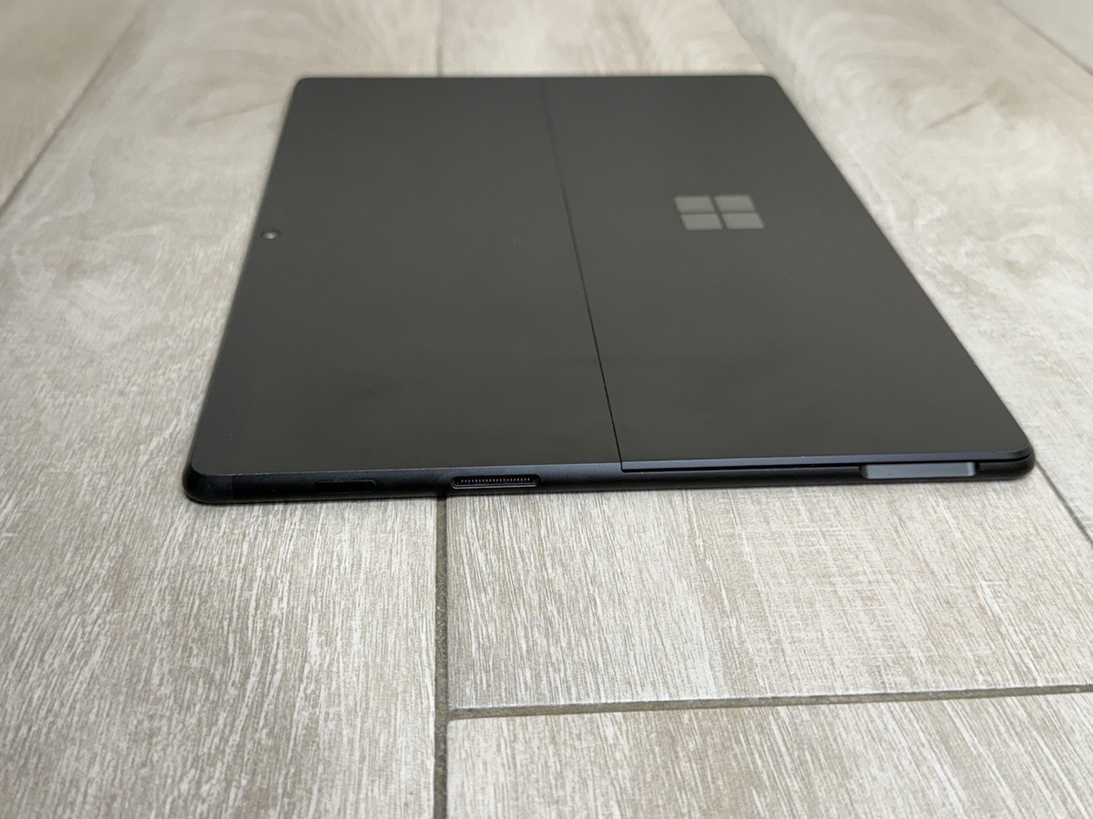 Microsoft Surface Pro x 1876 SQ1 CPU (8GB Ram 256GB SSD) Windows