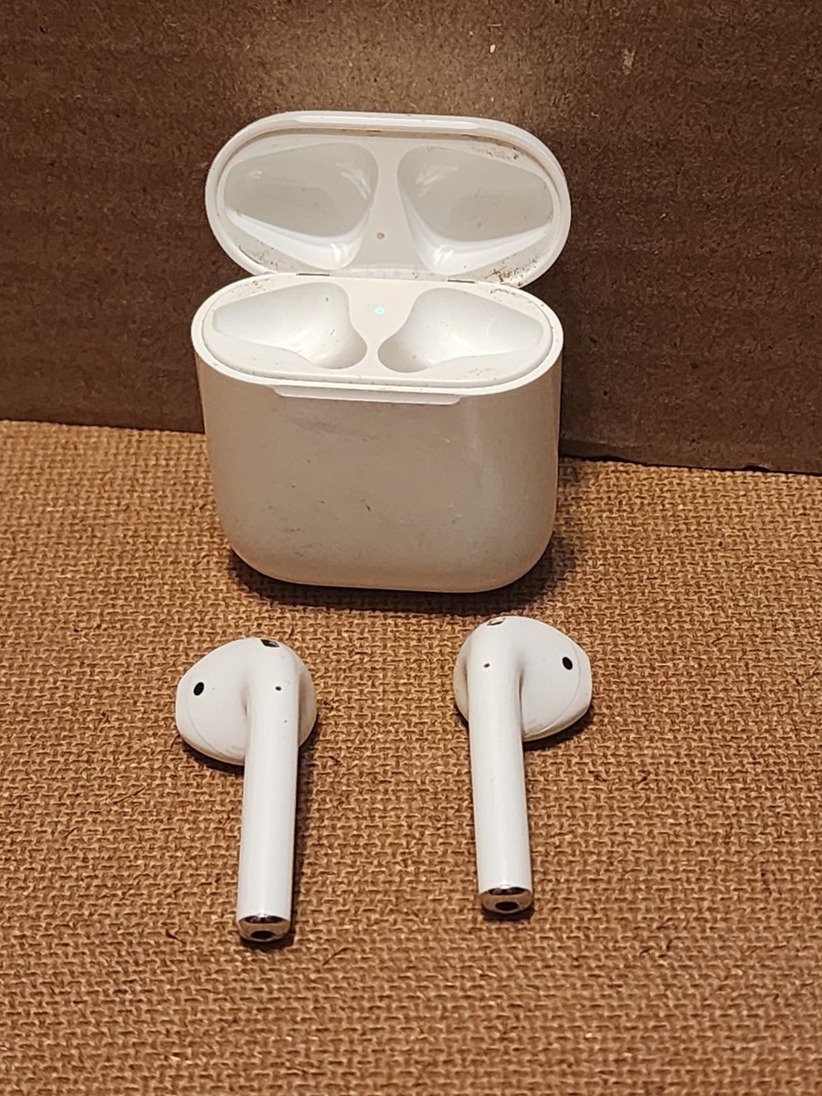 Genuine Apple AirPods 2nd Gen A2031 with Wireless Charging Case