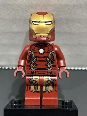 Lego Iron Man Mark 43 Minifigure SH0167, from 76031 Marvel Super Hero s