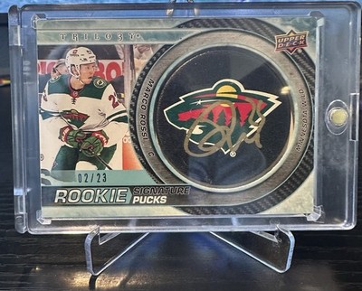 2022-23 Upper Deck Trilogy Rookie Signature Pucks Marco Rossi Gold Ink /23