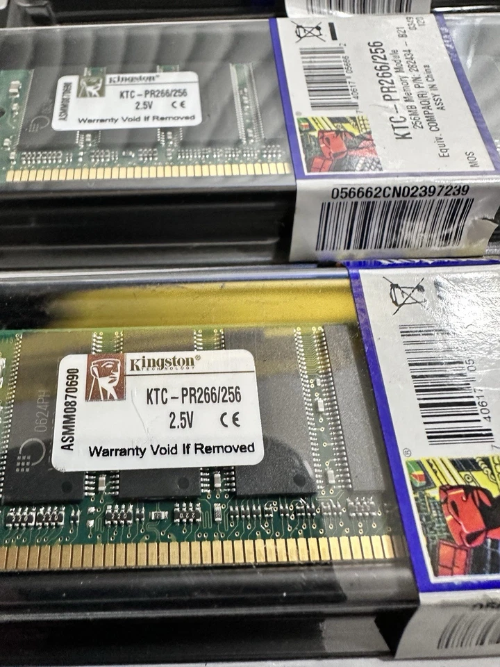 Lot of 5 Kingston KTC-PR266/256 RAM Memory Stick - Image 2 of 3