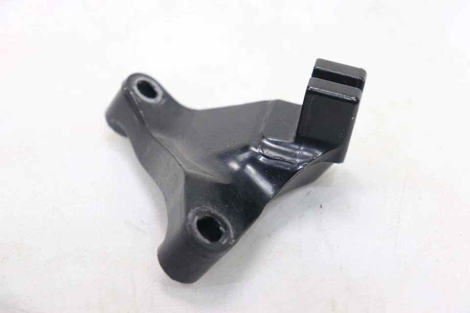 07-23 KAWASAKI NINJA ZX6R OEM EMBRAGUE CABLE SOPORTE MONTAJE SOPORTE DE ESTANCIA Foto 2 de 4