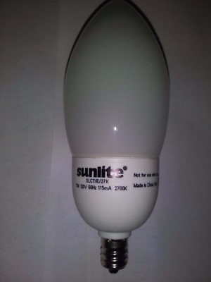 Sunlite SLC7/E/27K Chandelier Lamp 7 Watts Warm White Candelabra base New 05299