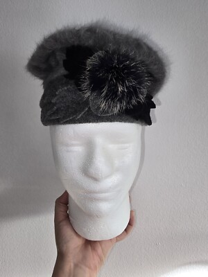 Gray/Black 50% Angora 30% Wool 20% Acrylic Gray/Black  display picture 3