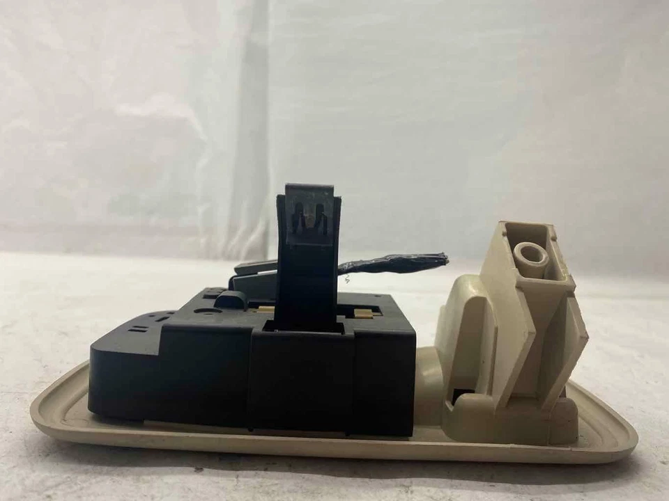 2002 FORD WINDSTAR задний внутренний купол лампа вешалка слева со стороны водителя LH G - Изображение 4 из 4