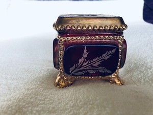 BOHEMIAN RUBY RED FOOTED TRINKET BOX-TRIMMED IN GOLD w/etch leaves