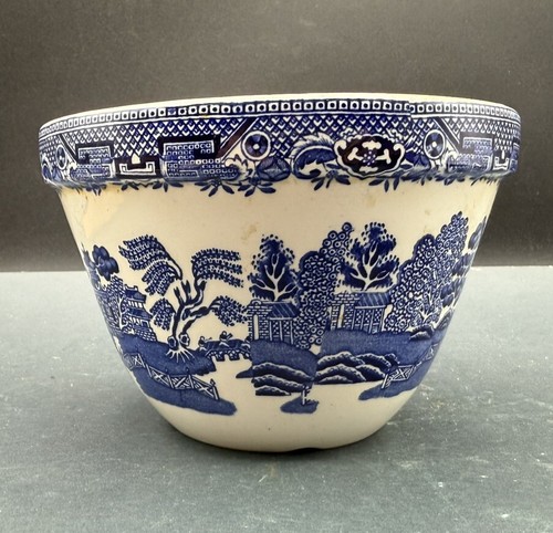 Vintage Blue Willow Mixing) Small Serving Bowl, England #30. BB - Picture 2 of 7