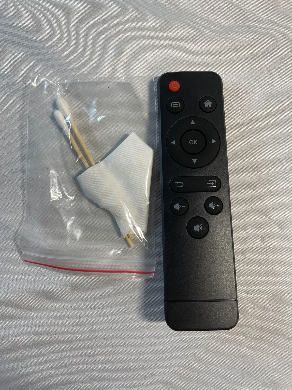 VIZONY DP04 White Portable Wi-Fi Bluetooth Display Zoom Mini Video Projector