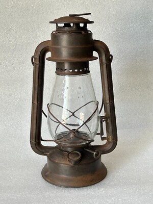 OLD VINTAGE IRON JUNIOR DIETZ N.Y- USA WITH ORIGINAL GLOB LANTERN