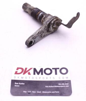 1982 KAWASAKI KZ550 LTD BRAKE SHAFT FOOT PEDAL 43004-1013 R10.BX6